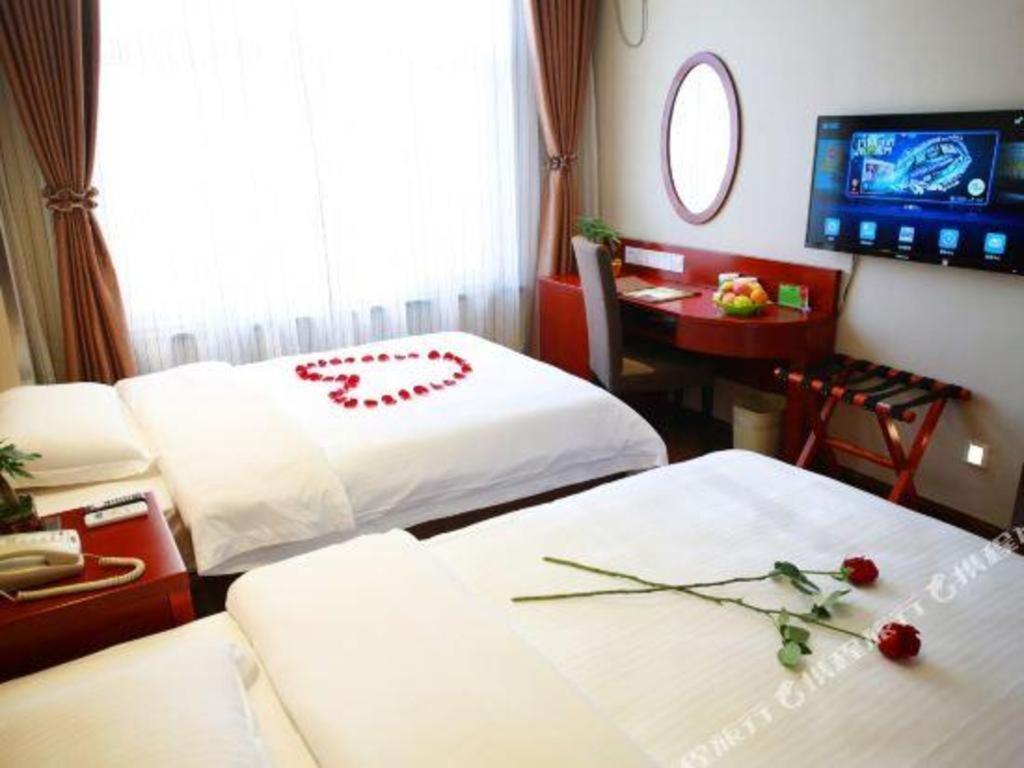 Greentree Inn Bole Wanxianghui Express Hotel Extérieur photo
