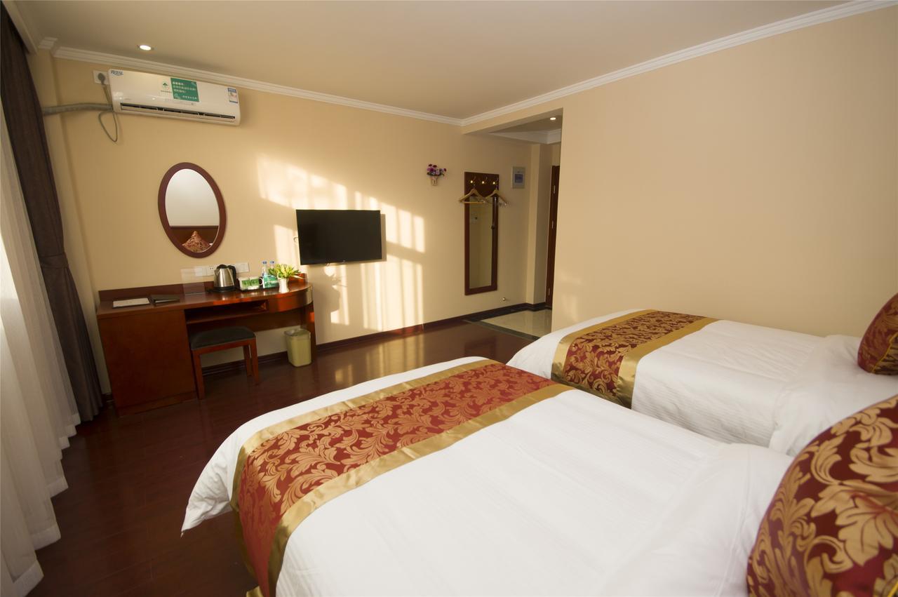 Greentree Inn Bole Wanxianghui Express Hotel Extérieur photo
