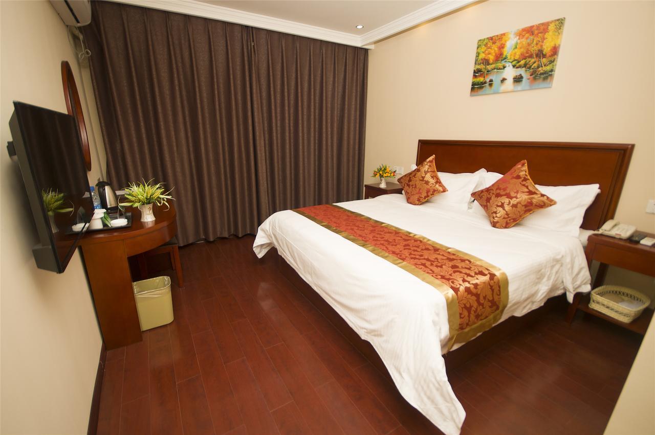 Greentree Inn Bole Wanxianghui Express Hotel Extérieur photo