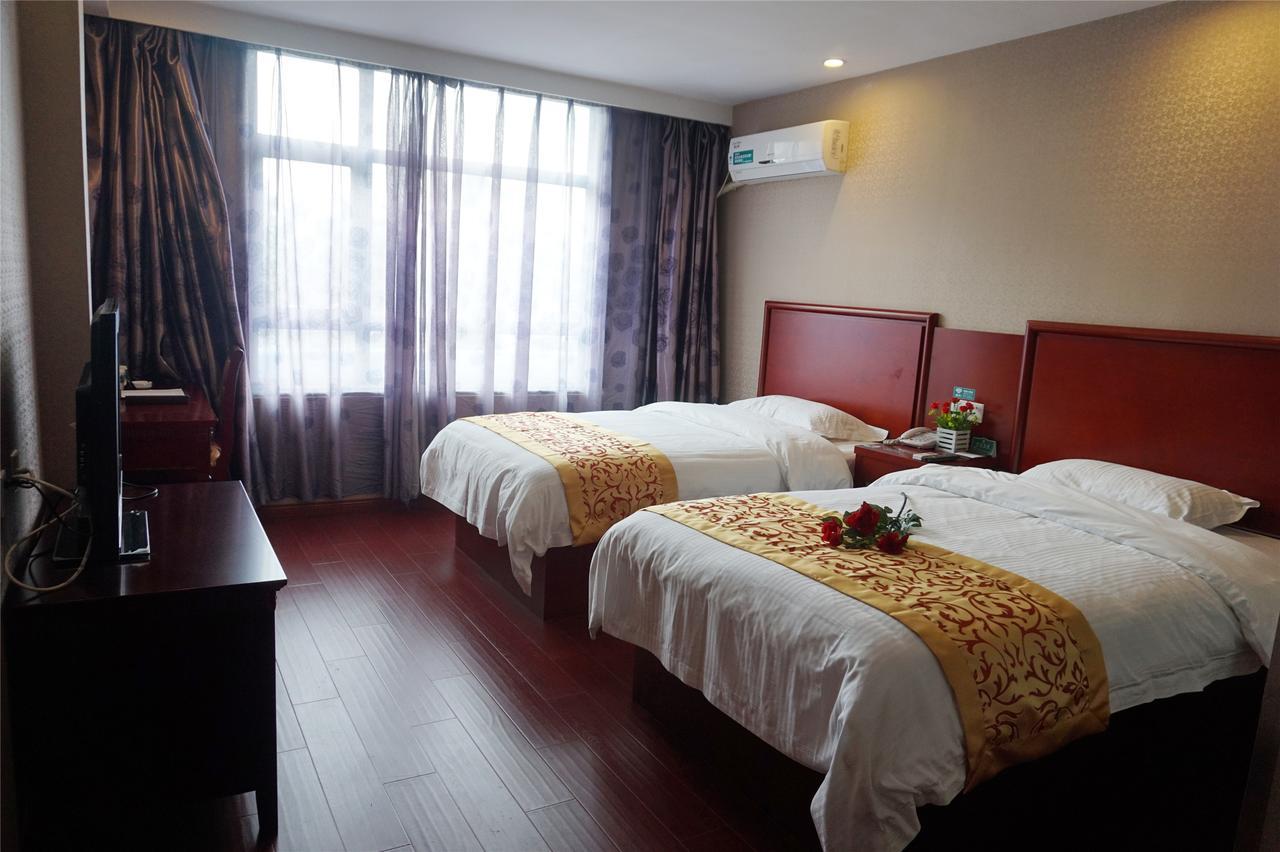 Greentree Inn Bole Wanxianghui Express Hotel Extérieur photo