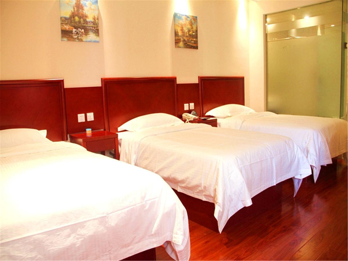 Greentree Inn Bole Wanxianghui Express Hotel Extérieur photo