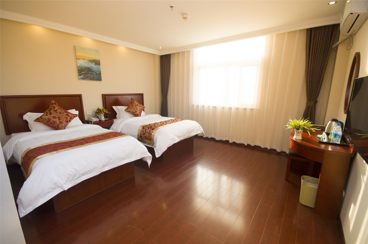 Greentree Inn Bole Wanxianghui Express Hotel Extérieur photo